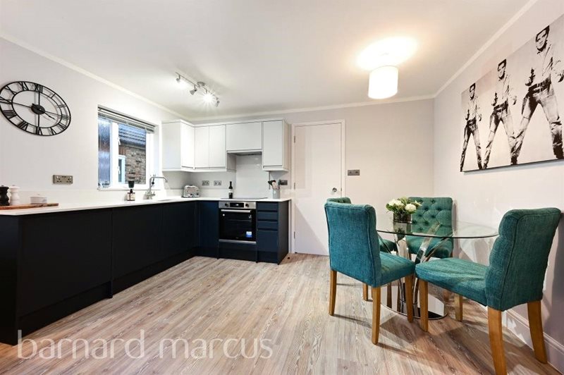 Rothschild Road, London, W4