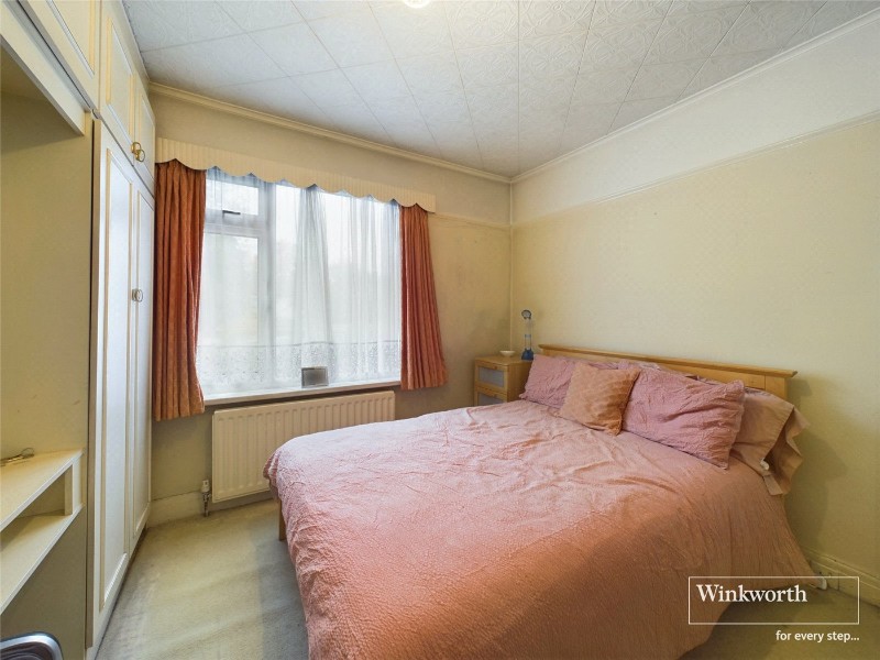 Brent Park Road, Hendon, NW4