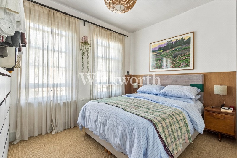 Moselle Avenue, London, N22