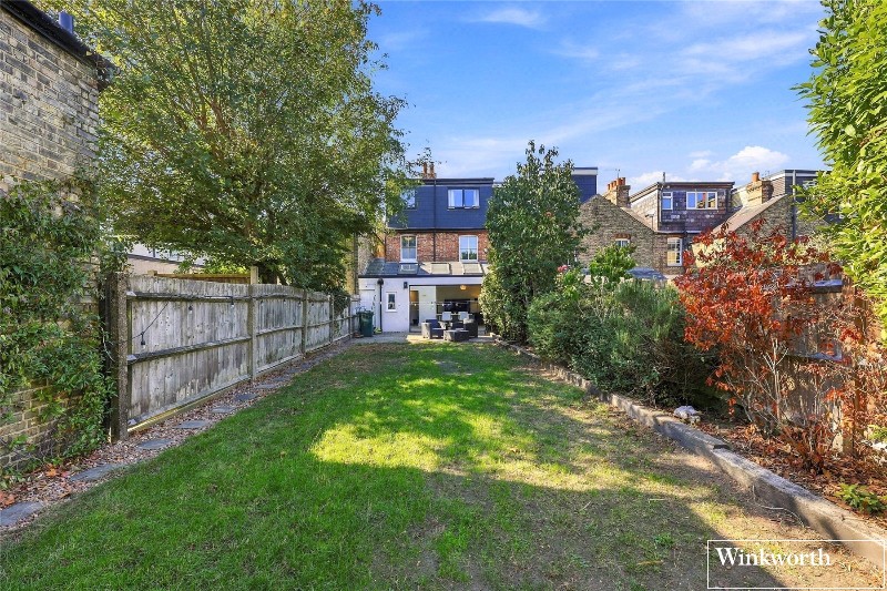 Puller Road, High Barnet, EN5