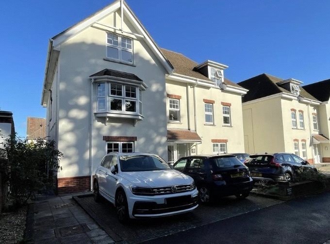 Mountclere, 89 Alumhurst Road, Bournemouth, BH4