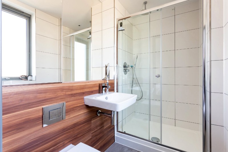 Canalside Square, London, N1