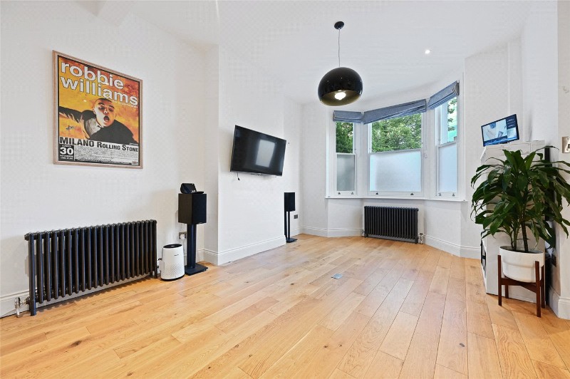 Frithville Gardens, London, W12
