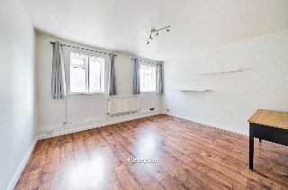 Rosebery Avenue, London, EC1R