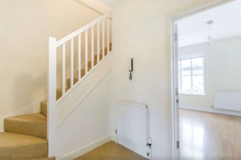 Farnley Road, London, SE25