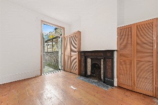 Bloemfontein Avenue, London, W12