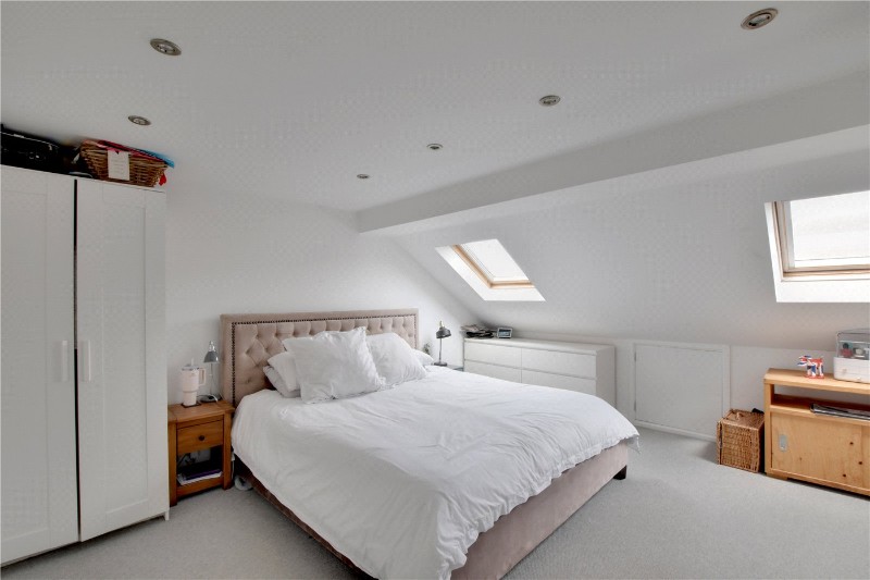 Kinveachy Gardens, Charlton, London, SE7