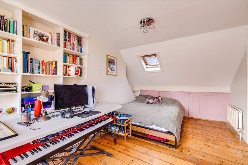 Burnthwaite Road, London, SW6