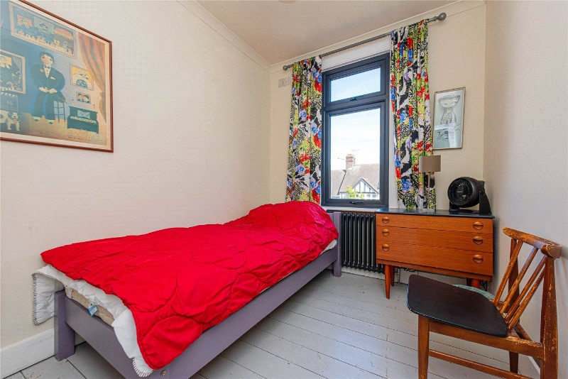 Haycroft Gardens, London, NW10