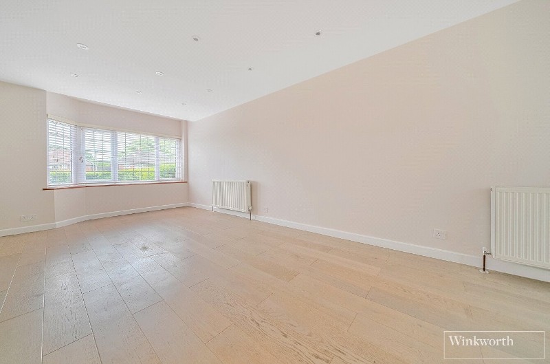 Bagshot Green, Bagshot, GU19