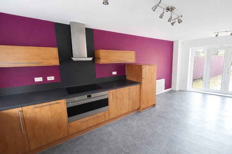 Holloway Avenue, Bourne, Lincolnshire, PE10