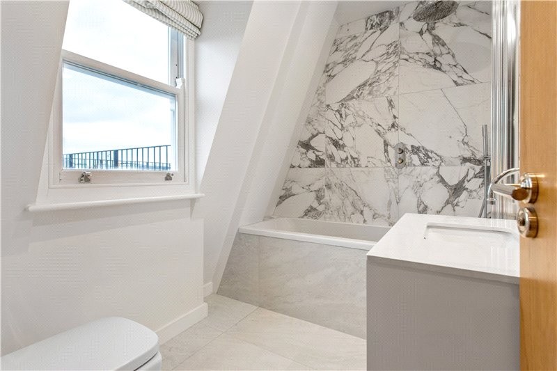 Fulham Road, London, SW10