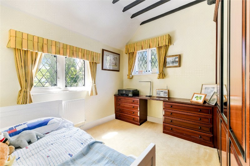 Rose Walk, Purley, CR8