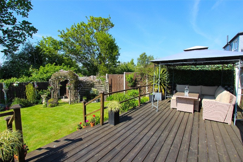 Cotswold Avenue, Rayleigh, Essex, SS6