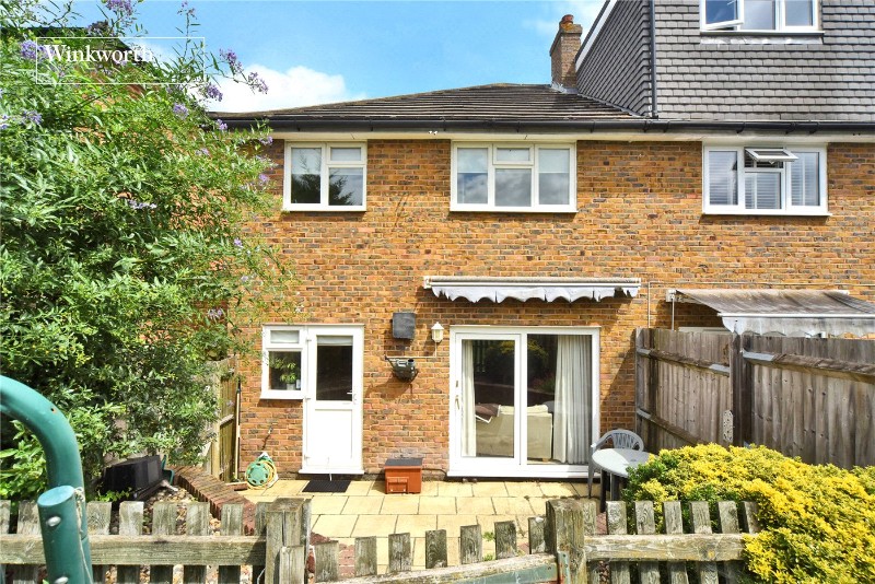 Clarkes Avenue, Worcester Park, KT4