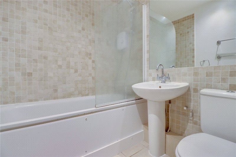 Sutherland Avenue, London, W9