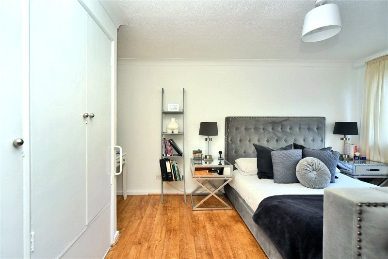 Woodmansterne Lane, Banstead, Surrey, SM7