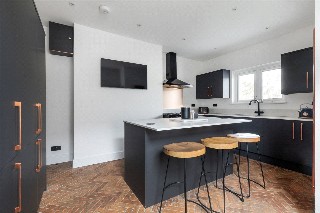 Fallsbrook Road, London, SW16