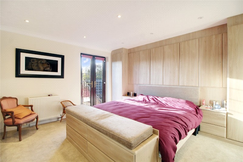Ferry Road, Surlingham, Norwich, Norfolk, NR14