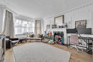 The Ridgeway, London, NW11