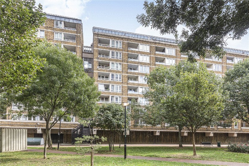 St. Luke&#39;s Estate, Bath Street, London, EC1V