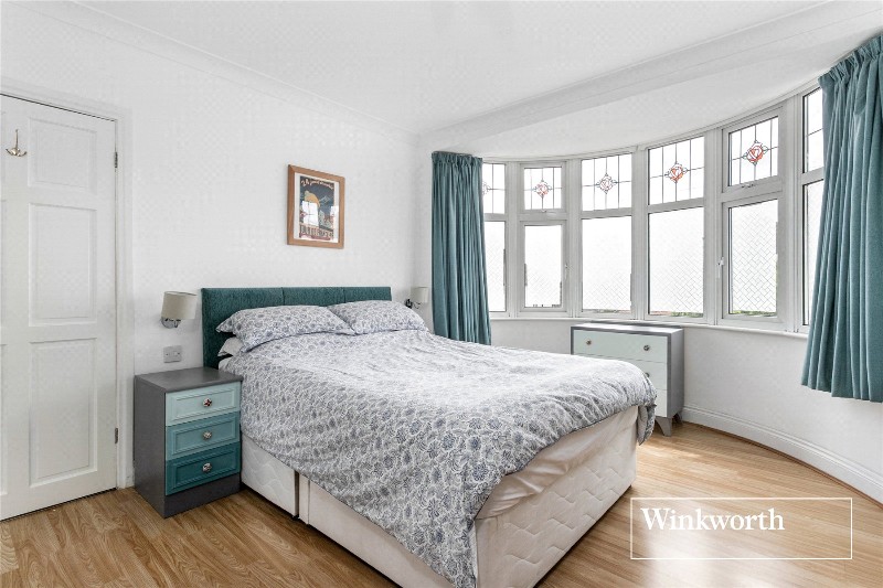 Woodfall Avenue, High Barnet, EN5