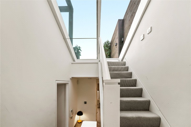 Dunworth Mews, London, W11