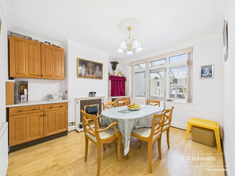 Sandhurst Road, Kingsbury, London, NW9