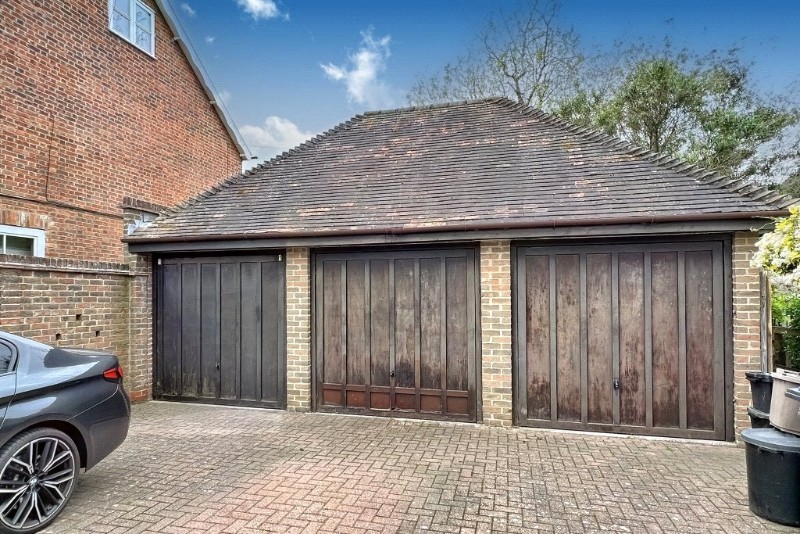 Old Town Close, Beaconsfield, HP9