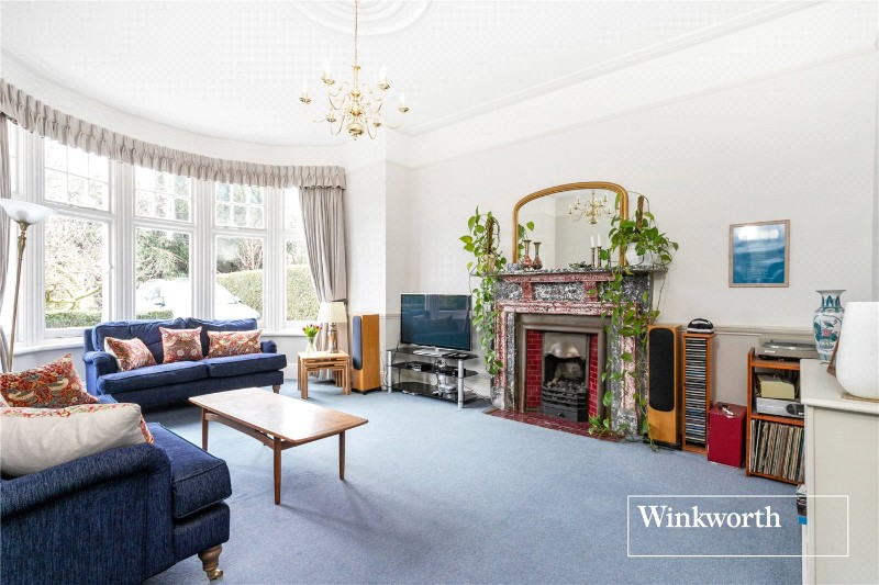 Etchingham Park Road, Finchley, London, N3
