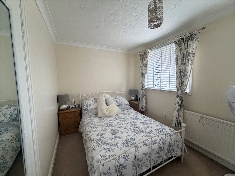 Weywood Close, Farnham, Surrey, GU9