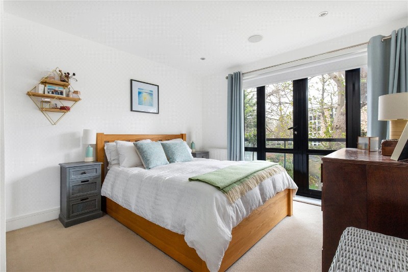 Victoria Drive, London, SW19