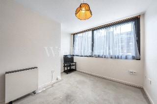 Britten Close, London, NW11