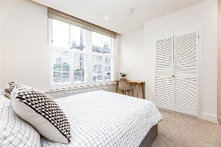 Southfields Road, London, SW18
