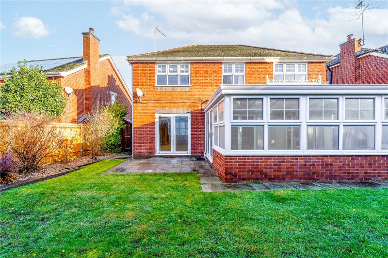 Saint Andrews Gardens, Cobham, Surrey, KT11