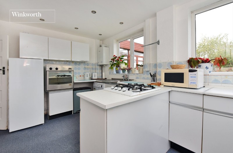 Leyfield, Worcester Park, KT4