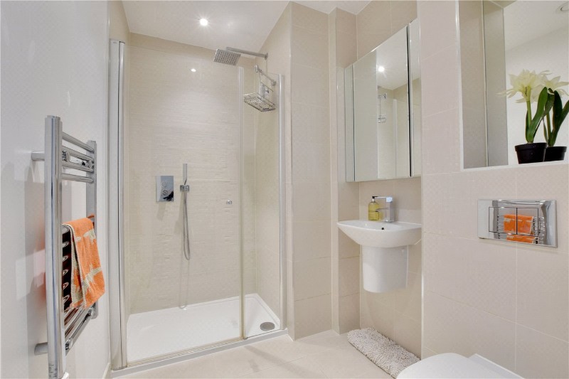 Granite Apartments, 30 River Gardens Walk, Greenwich, London, SE10
