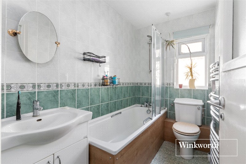 Woodside Lane, London, N12