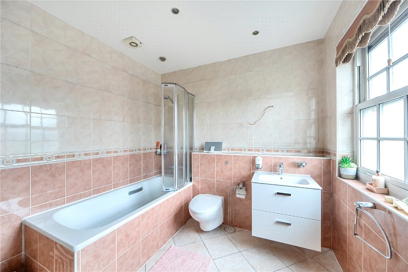 Haslemere Gardens, Finchley, London, N3