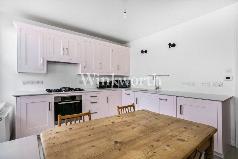 Grand Parade, Green Lanes, London, N4