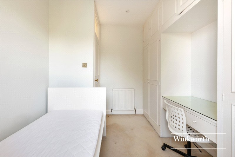 Charnwood Place, Whetstone, London, N20