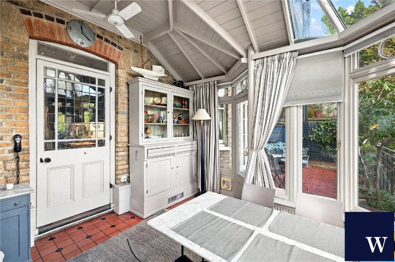 Southwood Lane, London, N6