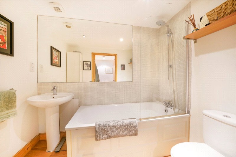 Hilldrop Lane, London, N7