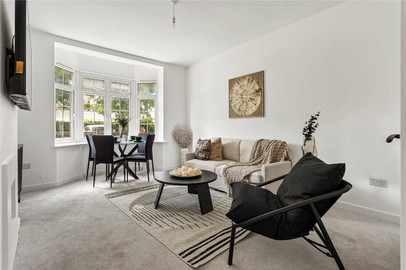 Garratt Lane, London, SW17