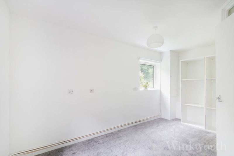 Robert Lowe Close, London, SE14