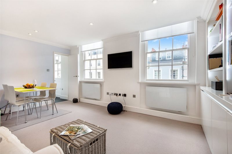 Warwick Way, London, SW1V