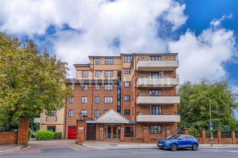 West Heath Road, London, NW3