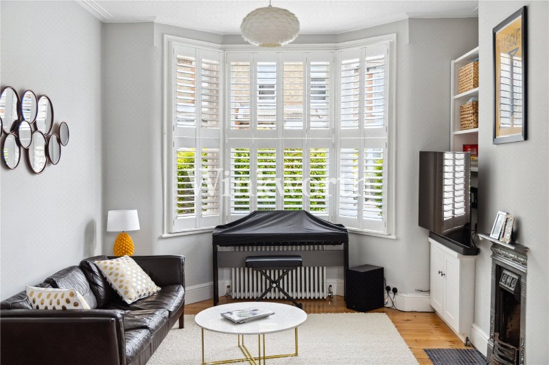 Leith Road, London, N22