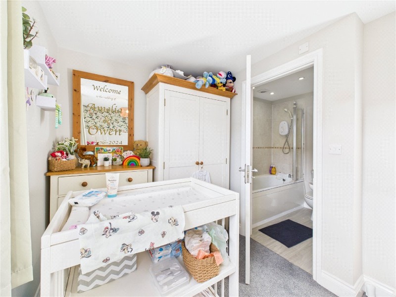 Threshers, Crediton, Devon, EX17