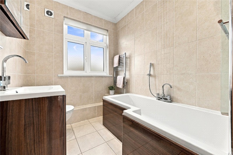 Dorchester Avenue, London, N13